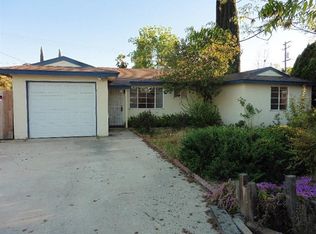 2426 E Ashcroft Ave, Fresno, CA 93726