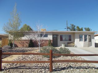 2700 Edgecliff Dr, Farmington, NM 87402