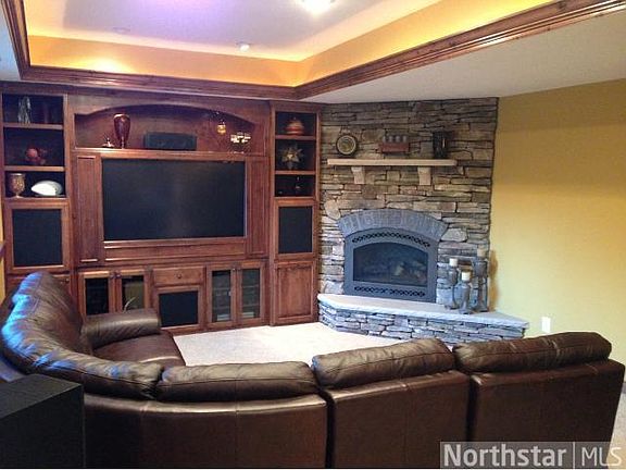 2nd image of 1825 Wyndam Dr