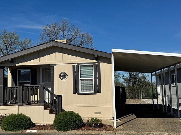 2nd image of 20350 Hole In One Dr Space 111