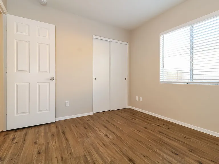 25213 W Cranston Pl — Photo 10