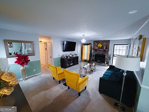 5th image of 1130 Stone Ridge Dr