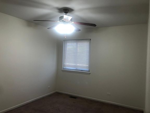 2nd image of 1832 Isle Royal Dr
