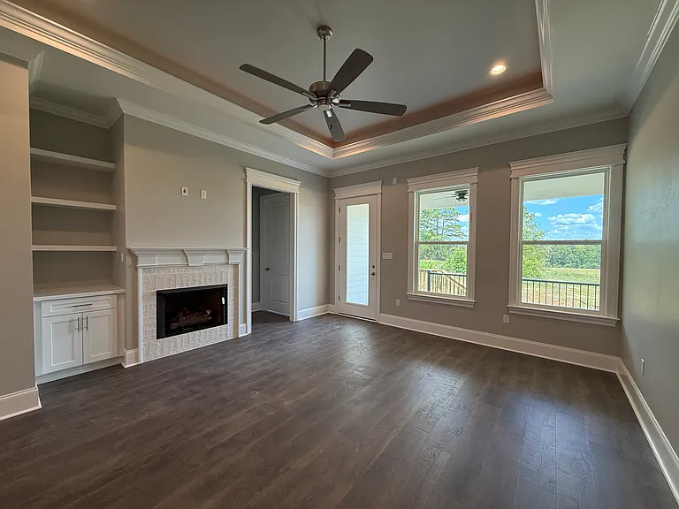 433 Dartez Ct — Photo 2