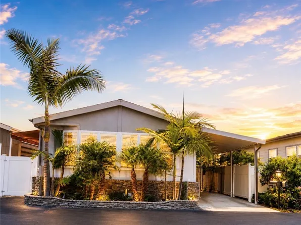 16421 Haiku Ln, Huntington Beach, CA 92649