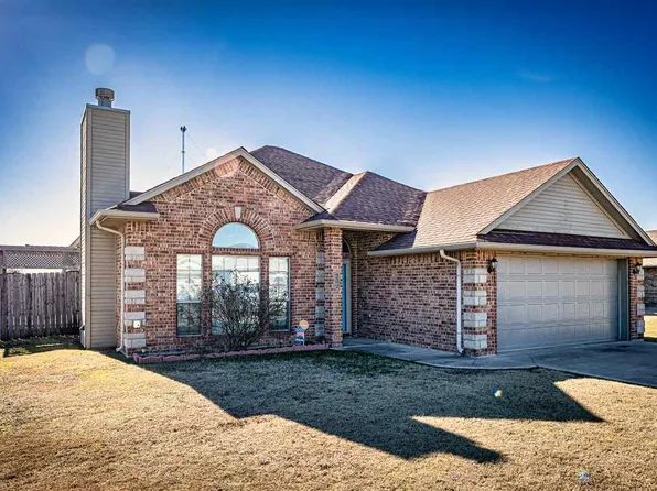 202 Jordan Way, Cache, OK 73527