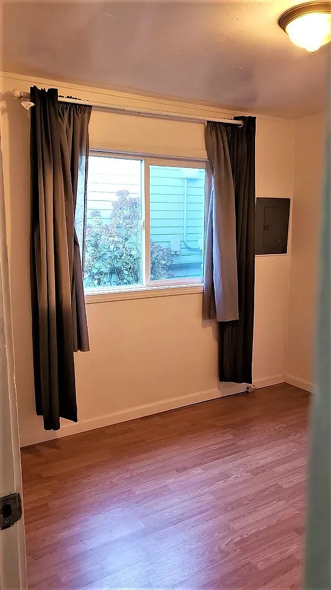 2 bed, 800 sqft, $2,045 — Photo 3