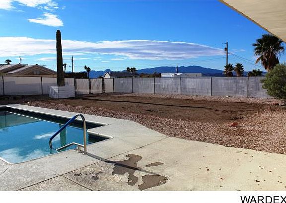 3rd image of 2878 El Dorado Ave N