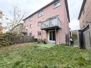 367 Marble Pl #W/O, Newmarket, ON L3X2P1