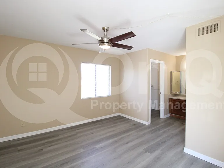 13035 N 34th St #15 — Photo 10