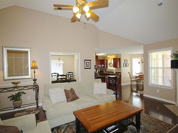 5th image of 1417 Beaver Trail Dr
