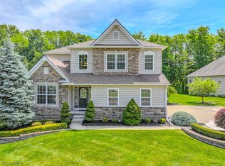 8375 Raleigh Pl, Concord Township, OH 44077
