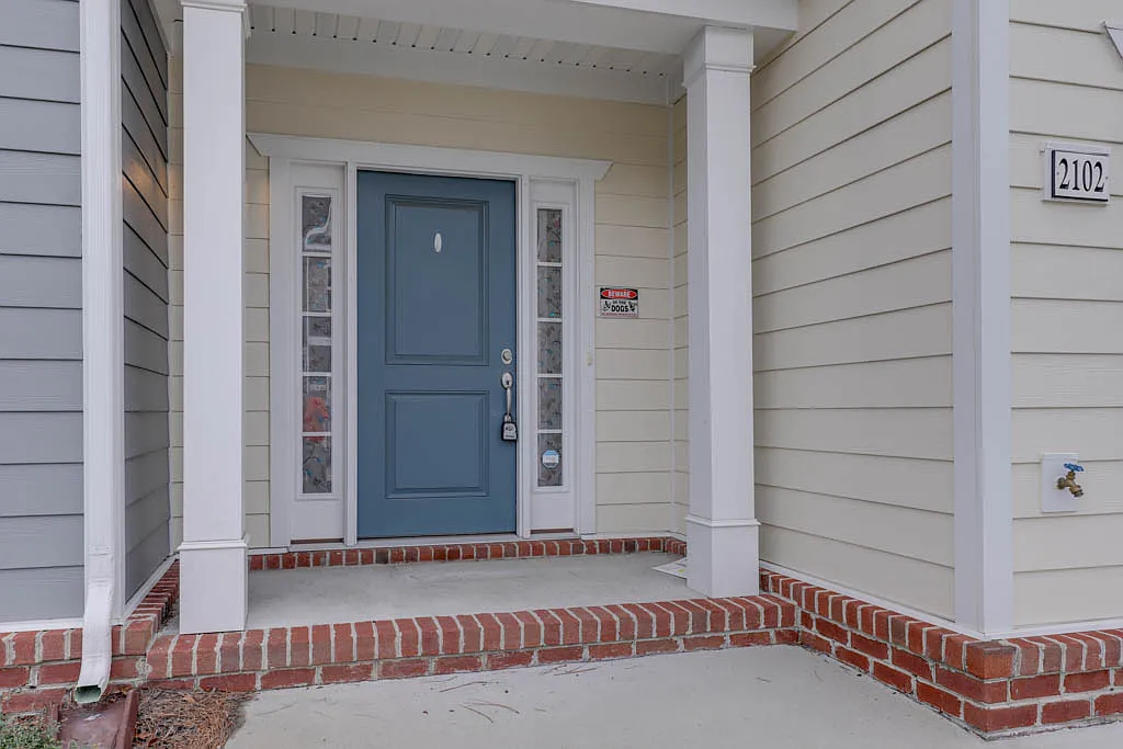 3 bed, 2.5 bath, 1657 sqft, $2,350 — Photo 3
