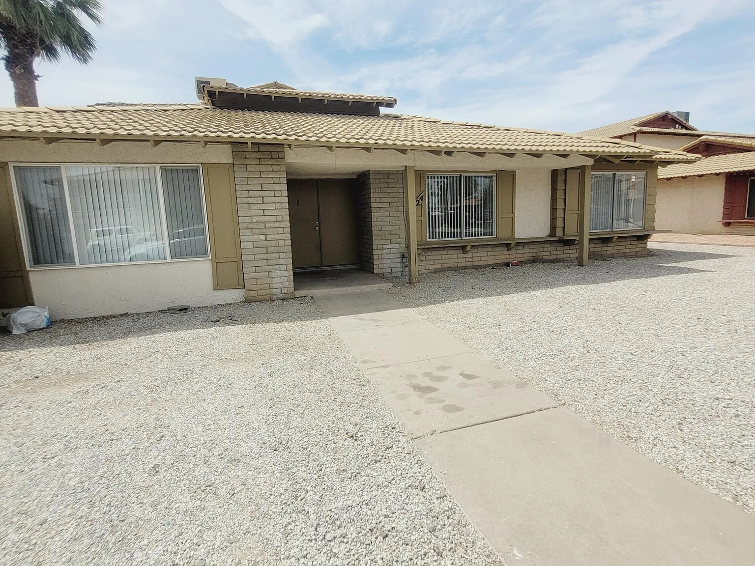3 bed, 2.0 bath, 5315 sqft, $1,550 — Photo 3