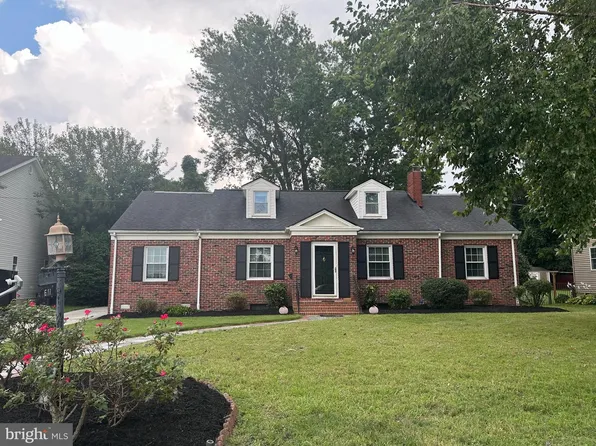 611 Lakeside Dr, Salisbury, MD 21801