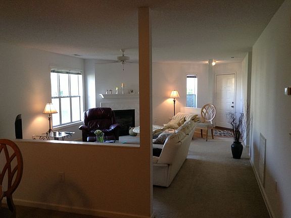 5th image of 4168 Breezewood Dr APT 101