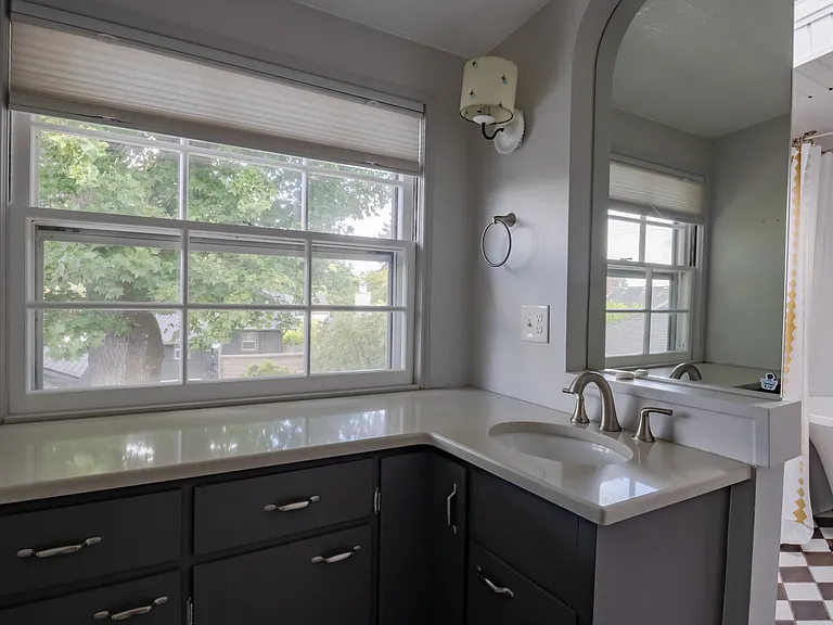 1527 NE 64th Ave — Photo 28