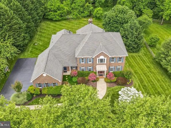 14068 Big Branch Dr, Dayton, MD 21036
