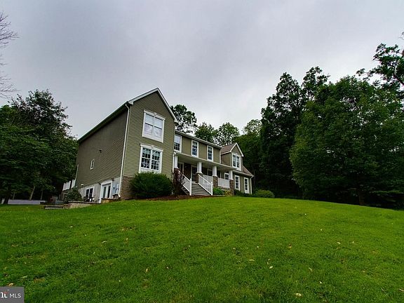 4th image of 89 Fairview Cir