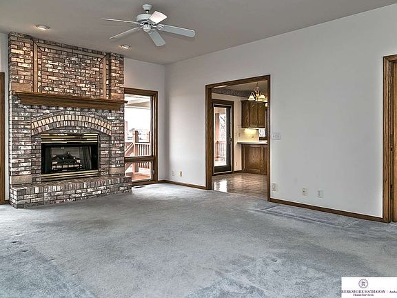 4th image of 4303 N 156th Ave