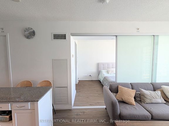 5th image of 85 Queens Wharf Rd #2110