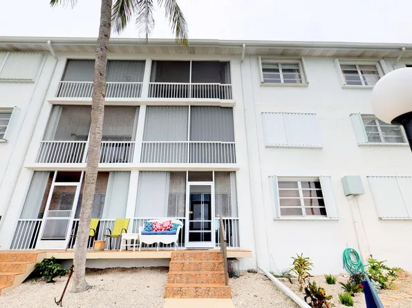1217 Sombrero Blvd APT 33, Marathon, FL 33050
