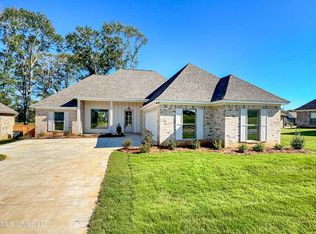 214 Birch Ln, Canton, MS 39046