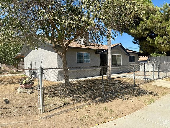 4th image of 8204 Paradise Rd