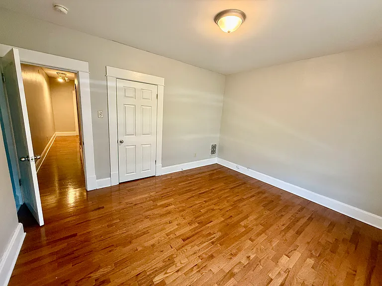 325 Clinton St #325 — Photo 10