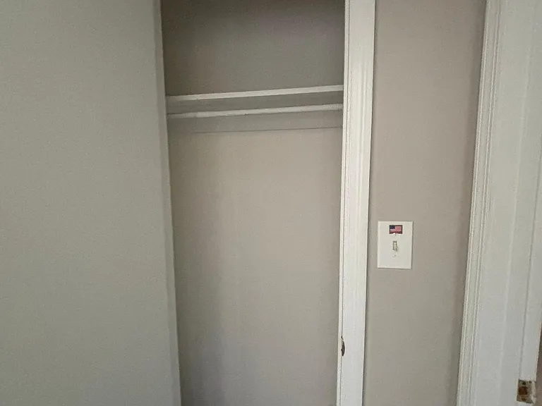 Georgetowne Apartments — Photo 9