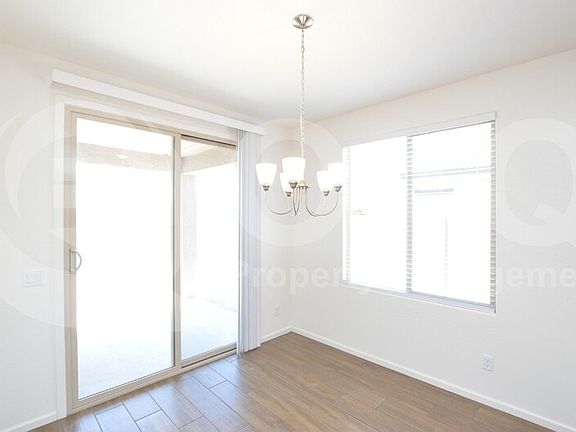 5th image of 2025 N Thunderbird Ave