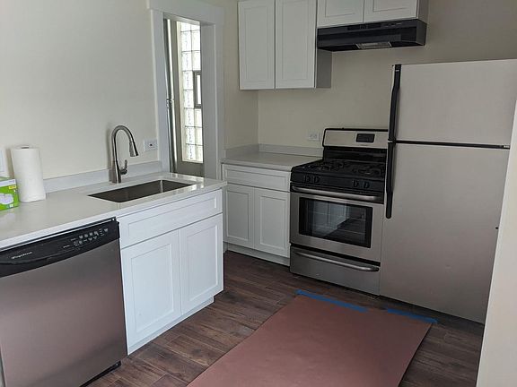 2nd image of 3407 N Lowell Ave #2