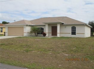 511 NE 6th Pl, Cape Coral, FL 33909