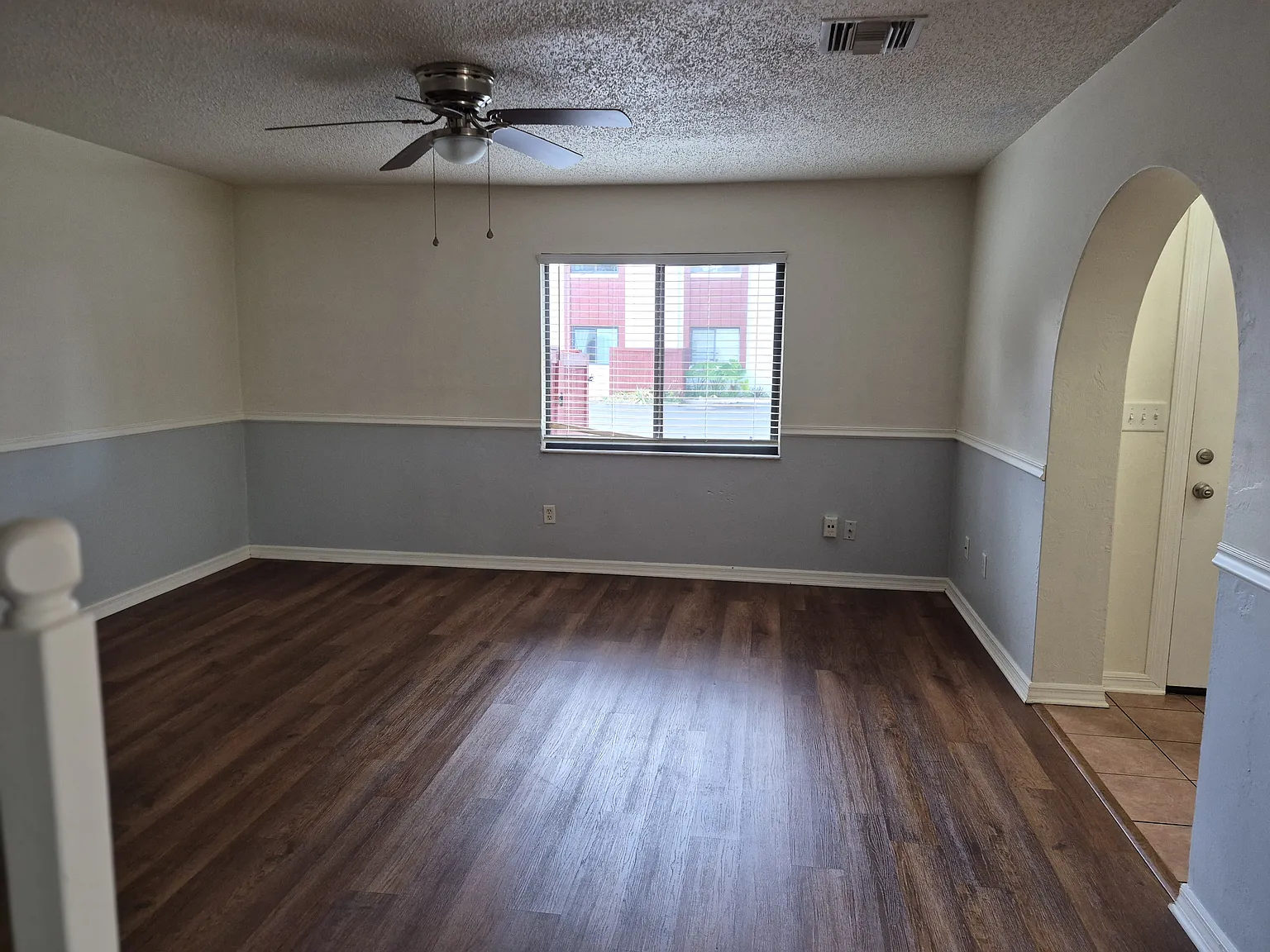 2 bed, 1372 sqft, $1,750 — Photo 4