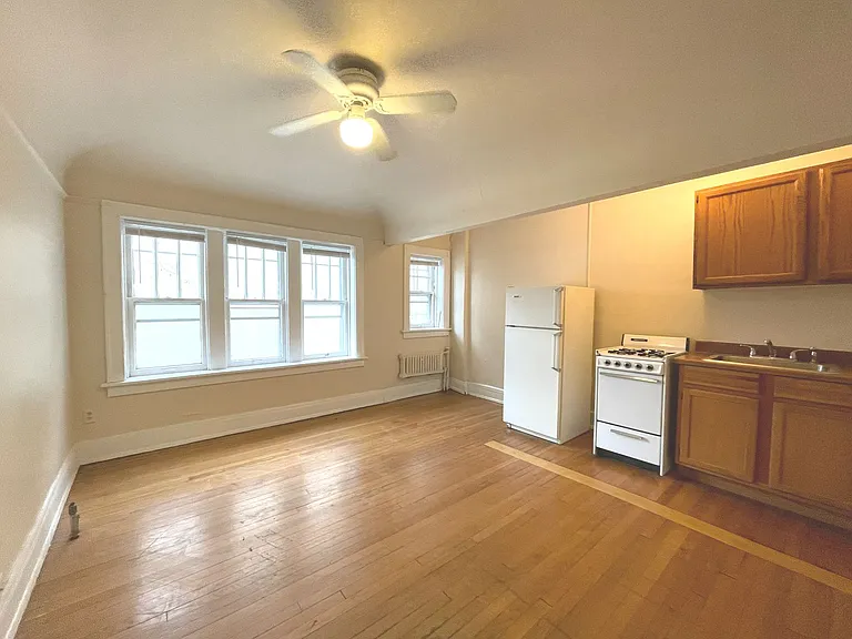 1315 Cass — Photo 21