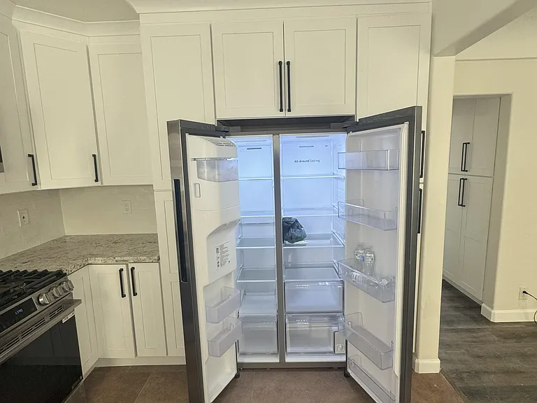253 Covina Ave — Photo 12