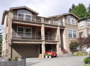 10327 Sand Point Way NE, Seattle, WA 98125