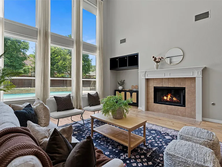 1604 Tahoka Daisy Dr — Photo 9