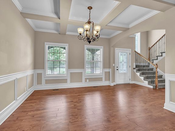 3rd image of 413 Clover Meadows Ct