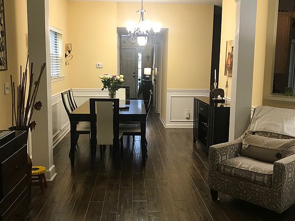 4th image of 4012 Oak Glenn Dr