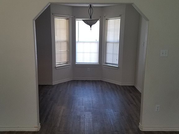 3rd image of 4025 Sera Dr