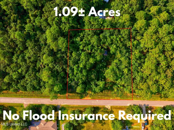 1715 Laurel Glen Rd, Gautier, MS 39553