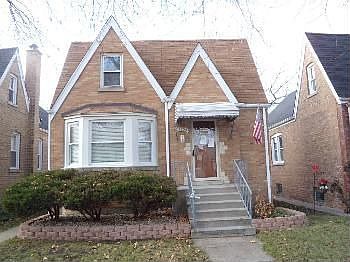 1st image of 5034 N Melvina Ave