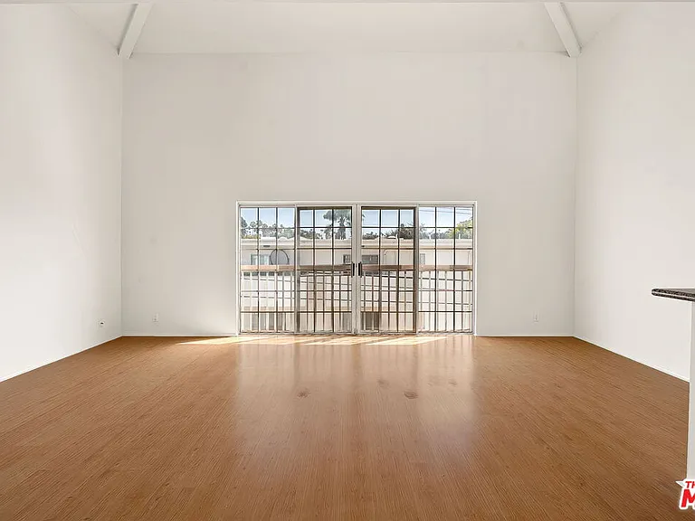923 Euclid St #302 — Photo 3