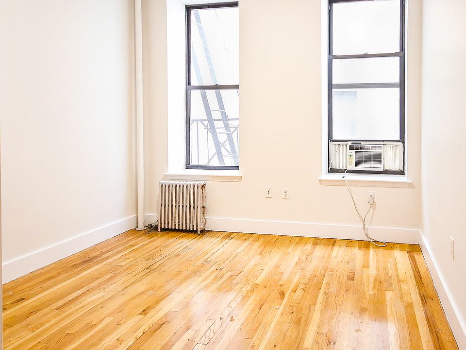 1st image of 218 E 6th St #4GRDN