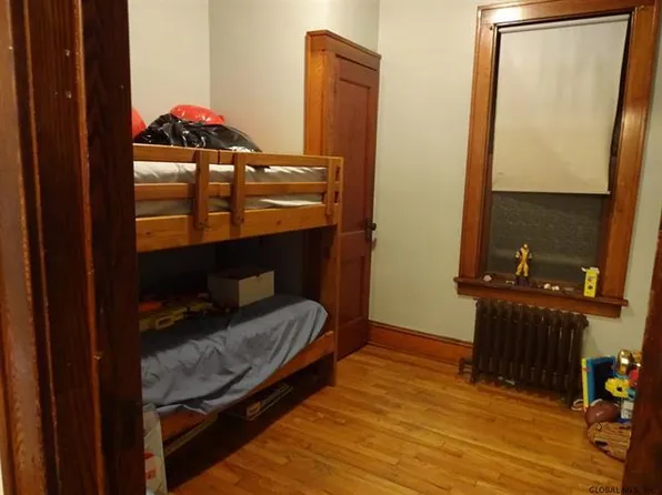 335 Manning Blvd #2, Albany, NY 12206