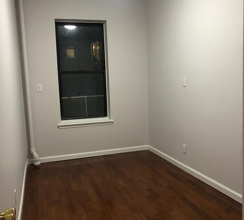 2nd image of 186 Clymer St APT 12