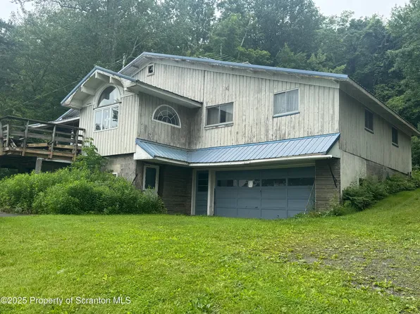 6991 State Route 3023, Montrose, PA 18801