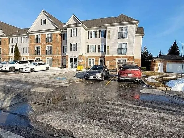 102 Aspen Springs Dr, Clarington, ON