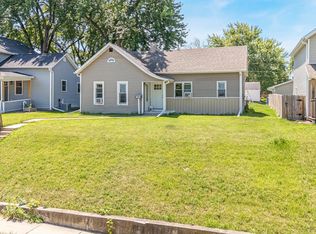 113 W 4th St, Kaukauna, WI 54130